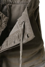 画像をギャラリービューアに読み込む, 11 BY BORIS BIDJAN SABERI CARGO POCKET PANT / STRETCH DENIM "P21B-F-1482" (GUM)