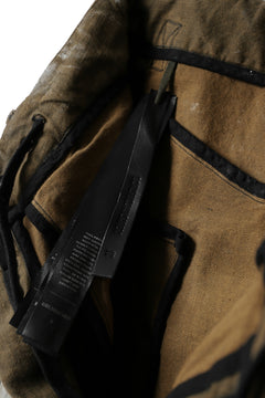 画像をギャラリービューアに読み込む, BORIS BIDJAN SABERI CROPPED TROUSER / WAX GUM DYED & BODY MOLDED "P15.1 BF-FKU10001" (LIGHT GUM)