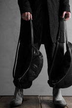 画像をギャラリービューアに読み込む, m.a+ medium slice belt bag / BY202/CUP0,7 (BLACK)