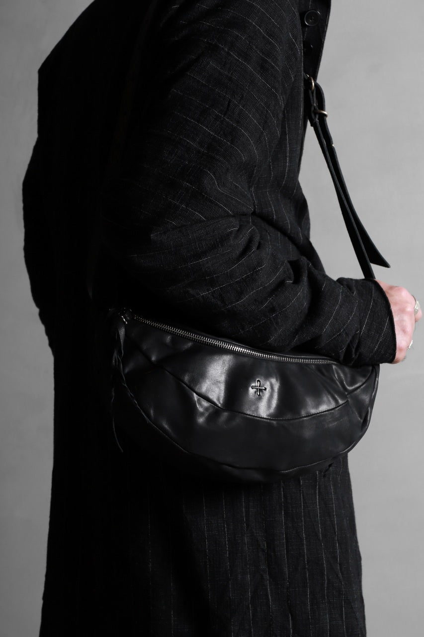 画像をギャラリービューアに読み込む, m.a+ medium slice belt bag / BY202/CUP0,7 (BLACK)