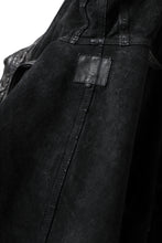 Load image into Gallery viewer, ISAMU KATAYAMA BACKLASH MODS COAT / GOAT LEATHER (GARMENT + SPRAY DYED BLACK)