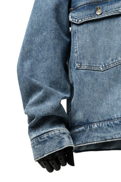 Load image into Gallery viewer, mastermind JAPAN TRUCKER JACKET / 2WAY STRETCH DENIM (INDIGO)
