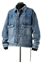 Load image into Gallery viewer, mastermind JAPAN TRUCKER JACKET / 2WAY STRETCH DENIM (INDIGO)