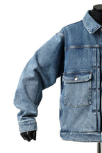 Load image into Gallery viewer, mastermind JAPAN TRUCKER JACKET / 2WAY STRETCH DENIM (INDIGO)