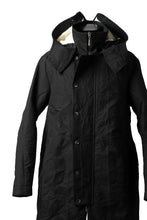 画像をギャラリービューアに読み込む, masnada MILITARY HOODIE LONG PARKA COAT with BOA LINNER /  COTONE STROPICCIATO (BLACK)