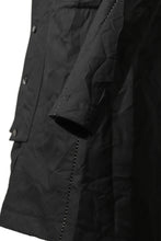 画像をギャラリービューアに読み込む, masnada MILITARY HOODIE LONG PARKA COAT with BOA LINNER /  COTONE STROPICCIATO (BLACK)