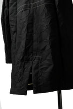 画像をギャラリービューアに読み込む, masnada MILITARY HOODIE LONG PARKA COAT with BOA LINNER /  COTONE STROPICCIATO (BLACK)