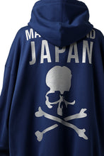 Load image into Gallery viewer, mastermind JAPAN SWEAT HOODIE / GLITTER LOGO (NAVY)