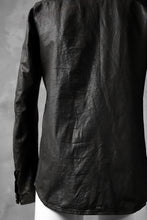 Load image into Gallery viewer, ISAMU KATAYAMA BACKLASH exclusive LEATHER SHIRT / ITALY SHOULDER 0.6mm (DARK GREY)