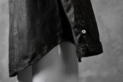 Load image into Gallery viewer, ISAMU KATAYAMA BACKLASH exclusive LEATHER SHIRT / ITALY SHOULDER 0.6mm (DARK GREY)