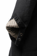 画像をギャラリービューアに読み込む, Aleksandr Manamis Lean Dart Coat (BLACK)