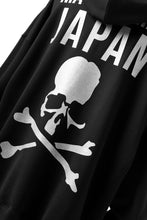 Load image into Gallery viewer, mastermind JAPAN SWEAT HOODIE / GLITTER LOGO (BLACK)