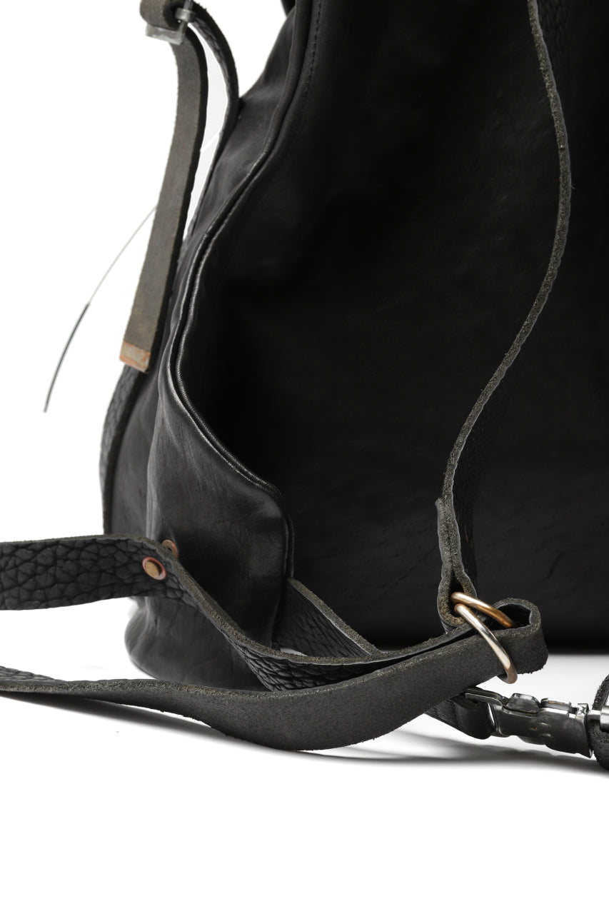 Load image into Gallery viewer, ierib roll top ruck sack / Oiled Horse Leather (BLACK)