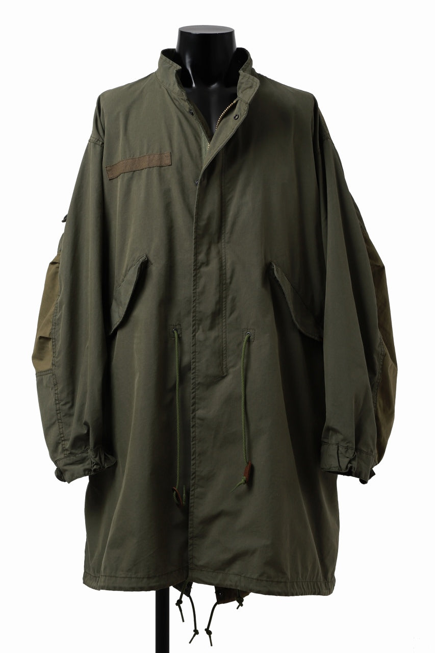 Load image into Gallery viewer, mastermind WORLD x ALPHA INDUSTRIES M-65 MODS COAT - CRAZY PANELED (OLIVE)