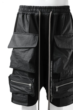 画像をギャラリービューアに読み込む, A.F ARTEFACT "BOXY" ARMY SARROUEL SHORTS / BomberHEAT® (BLACK)