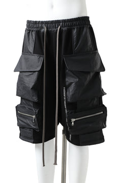 画像をギャラリービューアに読み込む, A.F ARTEFACT "BOXY" ARMY SARROUEL SHORTS / BomberHEAT® (BLACK)