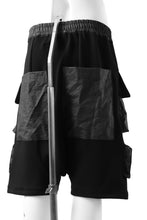 画像をギャラリービューアに読み込む, A.F ARTEFACT "BOXY" ARMY SARROUEL SHORTS / BomberHEAT® (BLACK)