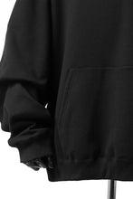 Load image into Gallery viewer, mastermind JAPAN SWEAT HOODIE / GLITTER LOGO & SKULL (BLACK)