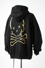 Load image into Gallery viewer, mastermind JAPAN SWEAT HOODIE / GLITTER LOGO & SKULL (BLACK)