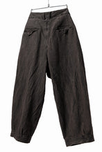 画像をギャラリービューアに読み込む, KLASICA GOSSE TWO TUCKED TROUSERS / GARMENT DYED BROKEN HERRING BONE (CINAMON)