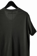 Load image into Gallery viewer, A.F ARTEFACT CREW NECK TEE / ABSTRACT PRINT Ver. (KHAKI)