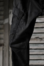 画像をギャラリービューアに読み込む, CHANGES VINTAGE REMAKE MILITARY CARGO TAPERED PANTS / WOODLAND CAMO (BLACK DYED #A)
