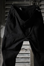 画像をギャラリービューアに読み込む, CHANGES VINTAGE REMAKE MILITARY CARGO TAPERED PANTS / WOODLAND CAMO (BLACK DYED #B)