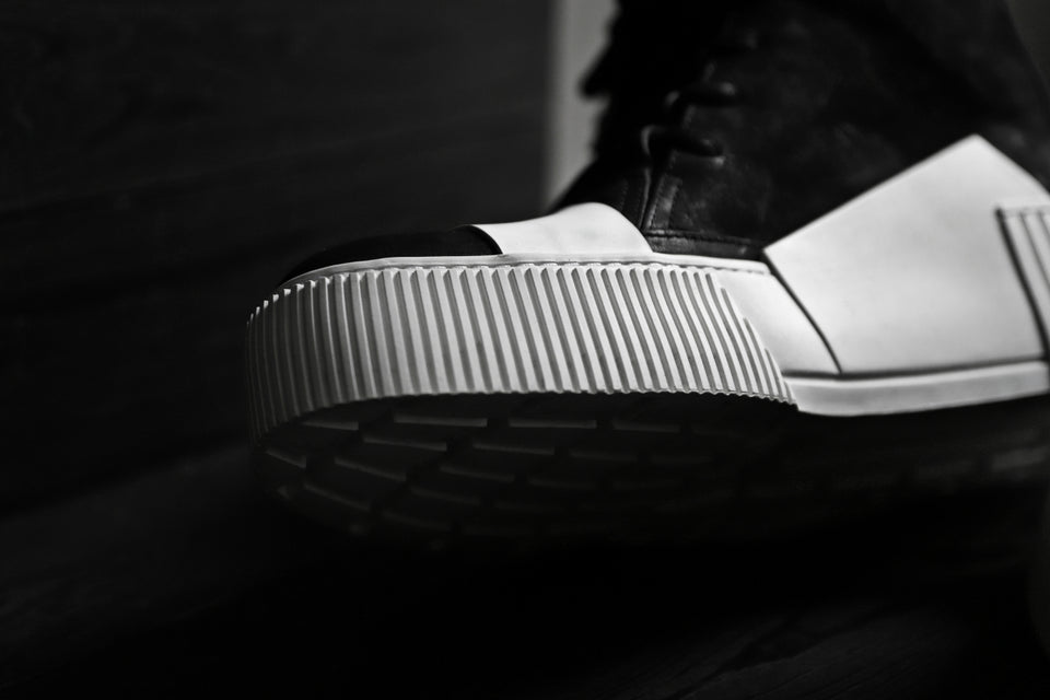 画像をギャラリービューアに読み込む, BORIS BIDJAN SABERI HORSE LEATHER MID CUT SNEAKER / WASHED & HAND TREATED "BAMBA1.1-SIN" (BLACK x WHITE)