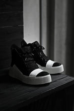 画像をギャラリービューアに読み込む, BORIS BIDJAN SABERI HORSE LEATHER MID CUT SNEAKER / WASHED & HAND TREATED "BAMBA1.1-SIN" (BLACK x WHITE)