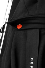 Load image into Gallery viewer, DEFORMATER.® 3D CONSTRUCTION CARGO SAROUEL SHORTS / HEAVY SWEAT (BLACK)