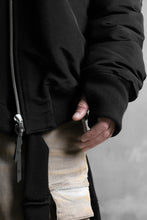 画像をギャラリービューアに読み込む, 11 BY BORIS BIDJAN SABERI MA-1 PADDED JACKET / PRIMALOFT® 200GR "J3-F-1323" (BLACK)