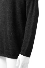 Load image into Gallery viewer, CAPERTICA ALPACA AIR KNIT SWEATER / BABY & FINE ALPACA WOOL (BLACK)