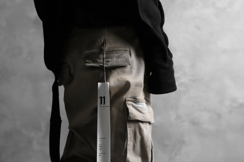 画像をギャラリービューアに読み込む, 11 BY BORIS BIDJAN SABERI CARGO POCKET PANT / STRETCH DENIM "P21B-F-1482" (GUM)