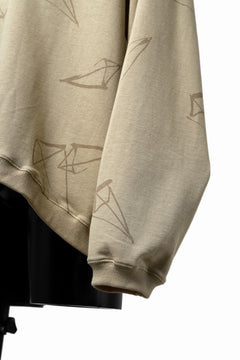 画像をギャラリービューアに読み込む, A.F ARTEFACT PYRA PATTERN PRINT CREW NECK TOPS (BEIGE)