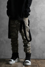 画像をギャラリービューアに読み込む, BORIS BIDJAN SABERI CROPPED TROUSER / WAX GUM DYED & BODY MOLDED "P15.1 BF-FKU10001" (LIGHT GUM)