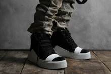 画像をギャラリービューアに読み込む, BORIS BIDJAN SABERI HORSE LEATHER MID CUT SNEAKER / WASHED & HAND TREATED "BAMBA1.1-SIN" (BLACK x WHITE)
