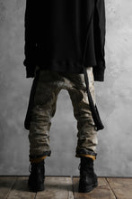画像をギャラリービューアに読み込む, BORIS BIDJAN SABERI CROPPED TROUSER / WAX GUM DYED & BODY MOLDED "P15.1 BF-FKU10001" (LIGHT GUM)