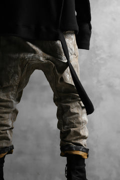 画像をギャラリービューアに読み込む, BORIS BIDJAN SABERI CROPPED TROUSER / WAX GUM DYED & BODY MOLDED "P15.1 BF-FKU10001" (LIGHT GUM)