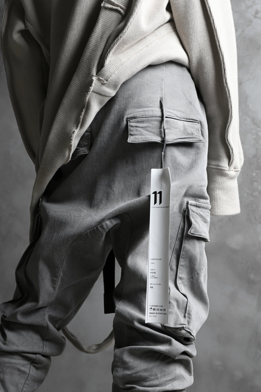 画像をギャラリービューアに読み込む, 11 BY BORIS BIDJAN SABERI CARGO POCKET PANT / STRETCH DENIM "P21B-F-1481" (ICE GREY)