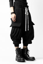 Load image into Gallery viewer, DEFORMATER.® 3D CONSTRUCTION CARGO SAROUEL SHORTS / HEAVY SWEAT (BLACK)