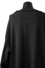 画像をギャラリービューアに読み込む, SOSNOVSKA exclusive SLASH COMBINATION SWEATER TOP (BLACK)