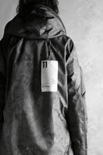 画像をギャラリービューアに読み込む, 11 BY BORIS BIDJAN SABERI PADDED MODS COAT "J20-F-1317" (DIRTY GREY)