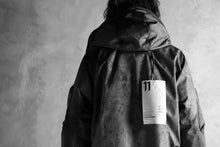 画像をギャラリービューアに読み込む, 11 BY BORIS BIDJAN SABERI PADDED MODS COAT "J20-F-1317" (DIRTY GREY)