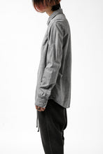 Load image into Gallery viewer, daub PLAIN COLLAR SHIRT / COLD DYED ORGANIC COTTON (GREY)