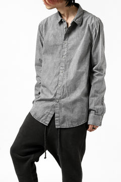 Load image into Gallery viewer, daub PLAIN COLLAR SHIRT / COLD DYED ORGANIC COTTON (GREY)
