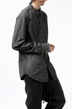 画像をギャラリービューアに読み込む, daub PLAIN COLLAR SHIRT / COLD DYED ORGANIC COTTON (DARK GREY)