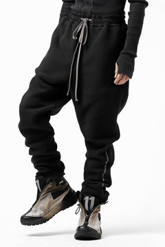 画像をギャラリービューアに読み込む, A.F ARTEFACT "FLUFFY" EMBROIDERED TRACK PANTS / BomberFLEECE (BLACK)