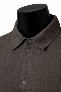 Load image into Gallery viewer, daub DYEING PLAIN SHIRT / ORGANIC LINEN (BROWN)