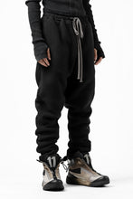 画像をギャラリービューアに読み込む, A.F ARTEFACT "FLUFFY" EMBROIDERED TRACK PANTS / BomberFLEECE (BLACK)