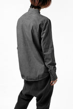 画像をギャラリービューアに読み込む, daub PLAIN COLLAR SHIRT / COLD DYED ORGANIC COTTON (DARK GREY)